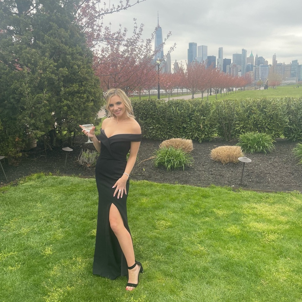 Hii! Iβm Nicole - Picture 3 of 3